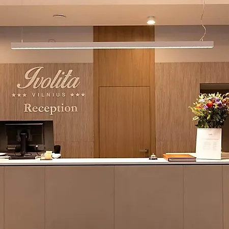 Ivolita