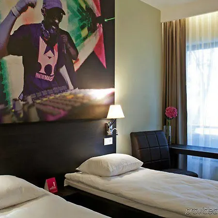 Ivolita ホテル 3*