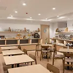 Отель Ivolita