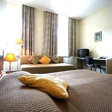 Hotel Ivolita 3*
